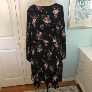NWT LOFT PLUS Multi-Color Floral Long-Sleeve Dress